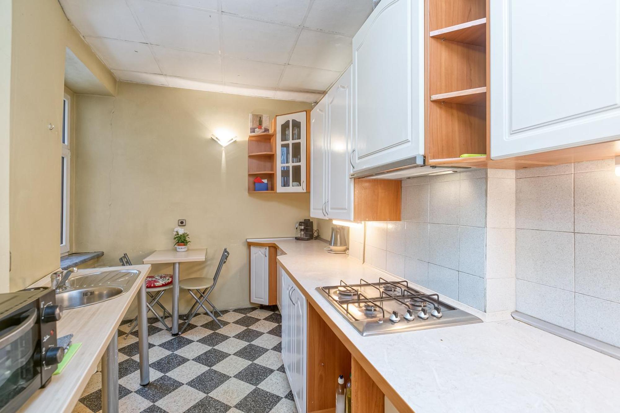 Sunny 1 Bedroom In Centre Of Appartamento